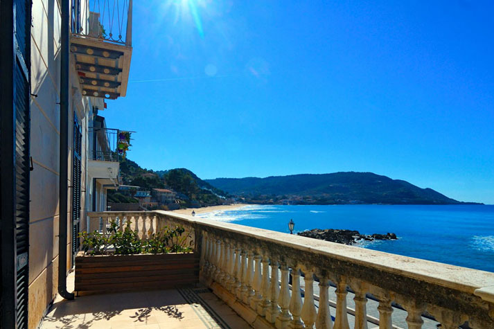 Casa D'Epoca direkt am Meer