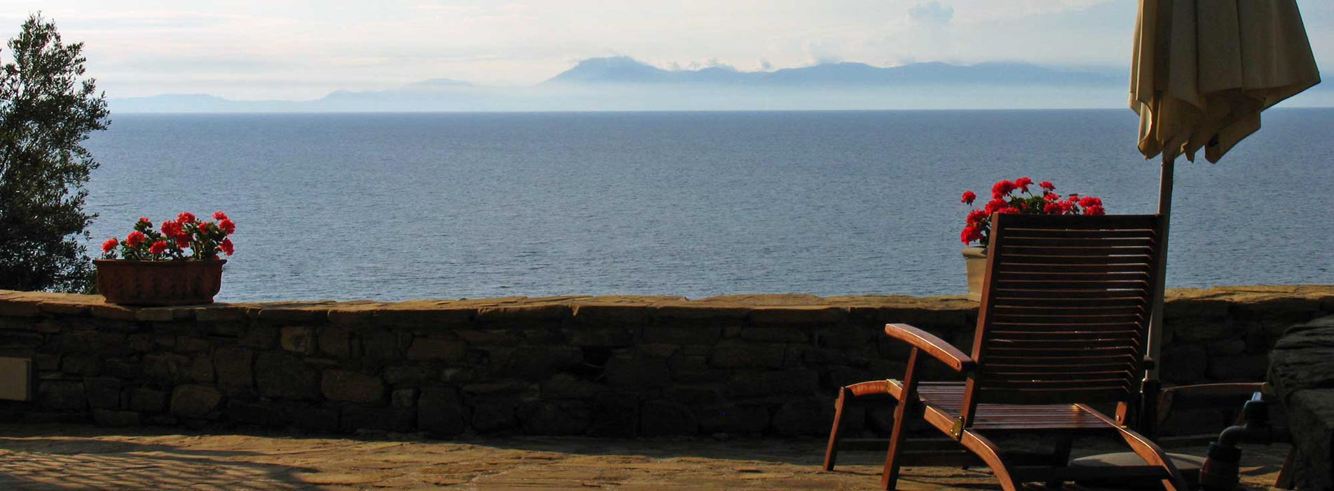 Blick von der Ferienwohnung Casa Leucosia aufs Meer