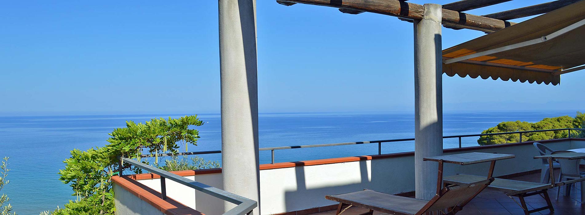 Costa Cilento, Ferienwohnungen nah am Strand mit Panaoramablick aufs Meer