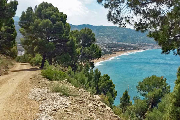 Monte Tresino mit Blick auf die Bucht Castellabate