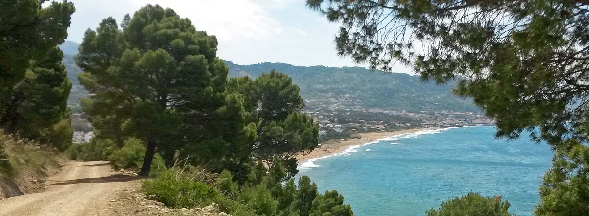 Monte Tresino mit Blick auf die Bucht Castellabate