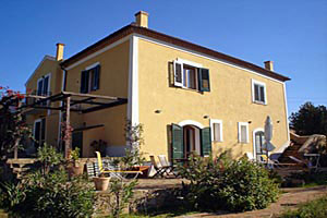 Tenuta Mezzorecchio, Ferienwohnungen im Cilento Nationalpark mit Meerblick