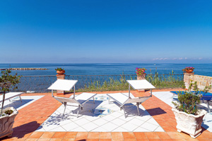 Hotel Villa Leucosia Meerblick