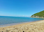 Feiner Sandstrand und klares Meer im Cilento