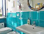Eines der beiden Badezimmer Eines der beiden Badezimmer