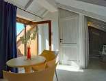 Mansardenzimmer mit Balkon zum Meer Mansardenzimmer mit Balkon zum Meer