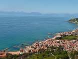 Blick auf die Bucht von Castellabate und die Amlfiküste