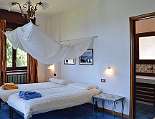 Weiteres Doppelzimmer mit großem Bad Weiteres Doppelzimmer mit großem Bad, Piano Nobile