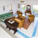 Der Wohnraum mit Zugang zur Terrasse Der Wohnraum mit direkten Zugang zur Terrasse und zum Garten