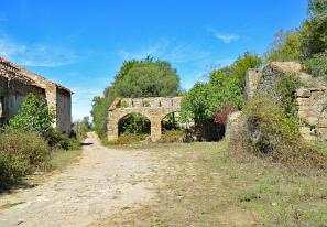 Auf dem Rückweg vorbei an dem verlassenen Kloster San Giovanni