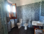 Privates Bad zum Vierbettzimmer Privates Bad zum Vierbettzimmer