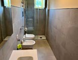 Das Bad mit Dusche Das Bad mit Dusche