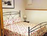 Schlafzimmer mit Doppelbett Schlafzimmer mit Doppelbett
